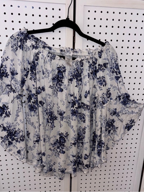 Time and Tru Tops - Time and Tru Boho White Off-Shoulder Blouse w/ Blue Floral Print Ruffle Sleeves